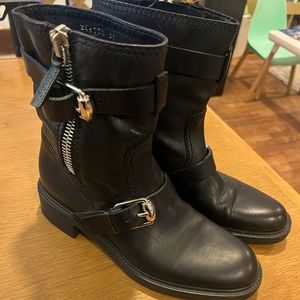 Gucci boots